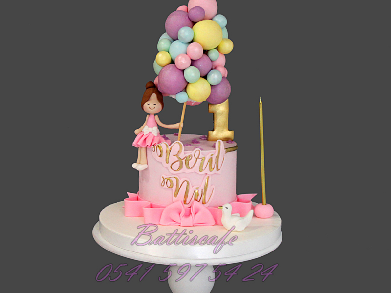 Balonlu 1 Yaş Doğum günü pastası