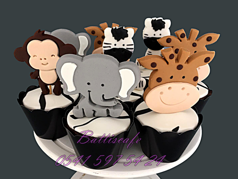 Safari Cup cake