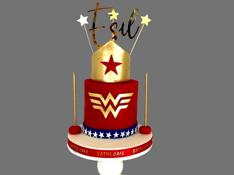 Wonder Woman Doğum günü Pastası