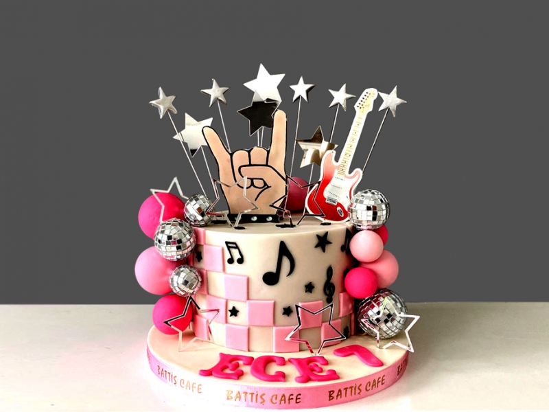 Rock Star Doğum günü Pastası
