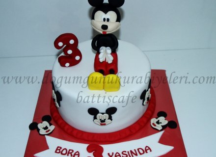 Mickey Mause Pastası