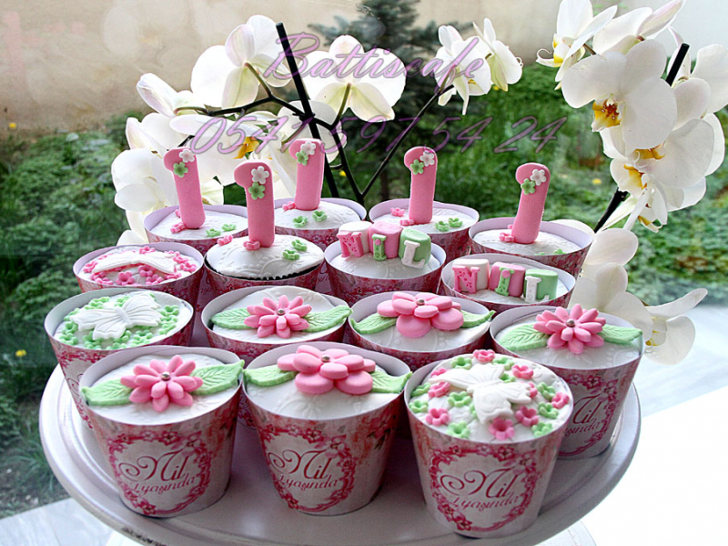 Şeker Hamurlu Cup cake