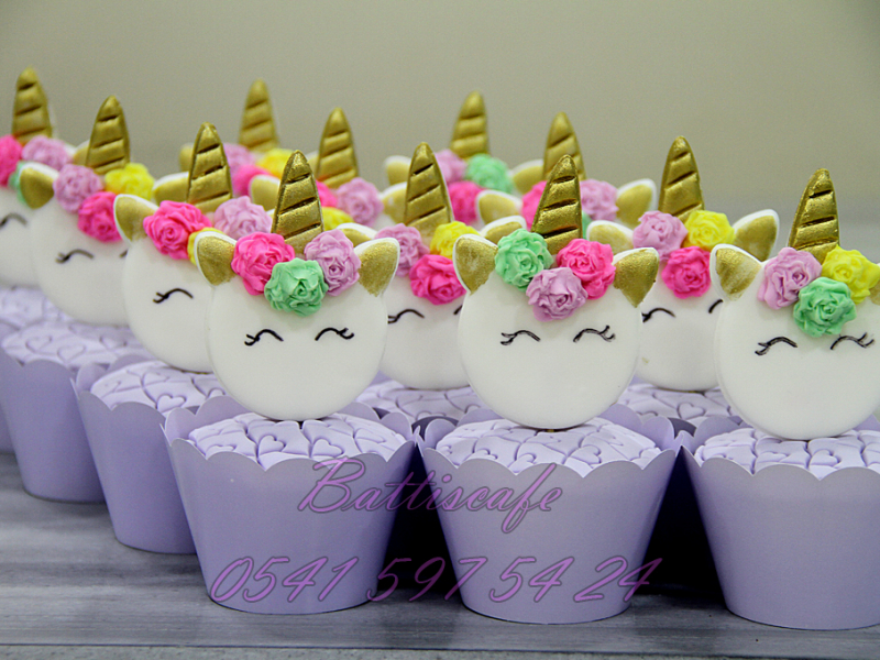 Unıcorn Cupcake