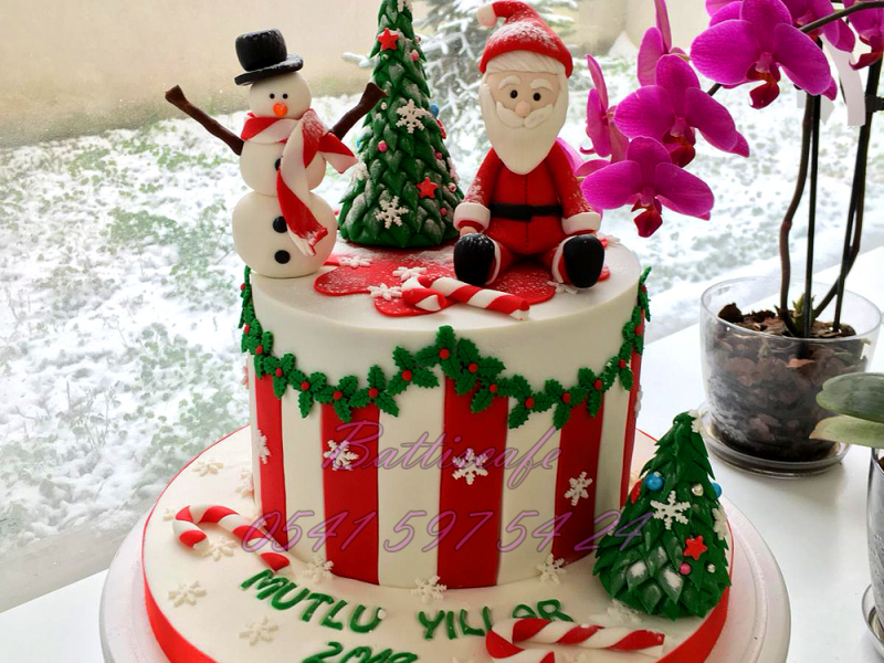 Noel Baba Temalı Yeni yıl Pastası