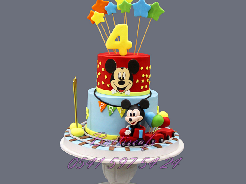  Mickey Mause Pastası