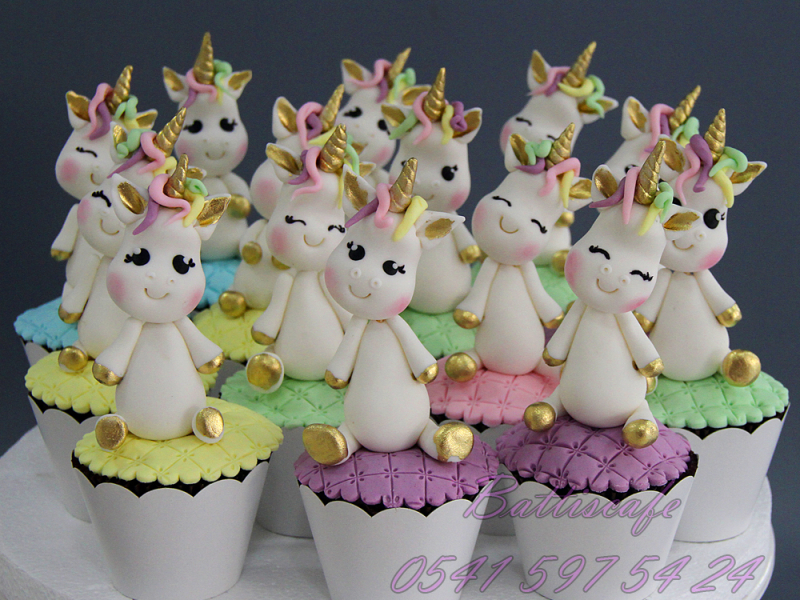 Unıcorn Cupcake