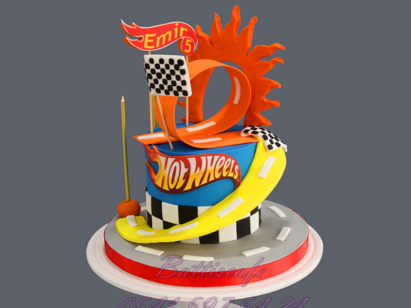 Hotwheels 5 Yaş Doğum günü Pastası