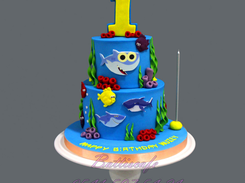 Baby Shark 1 Yaş Pastası
